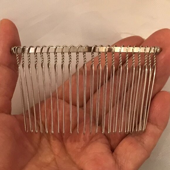 Set of 2 __ Metal Comb 22 Teeth_ Extra Long Teeth 47mm_ for DIY Veil Project - Picture 2 of 4